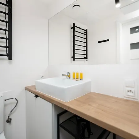 Plac Wolnosci Homely By Bookinghost Апартаменти *